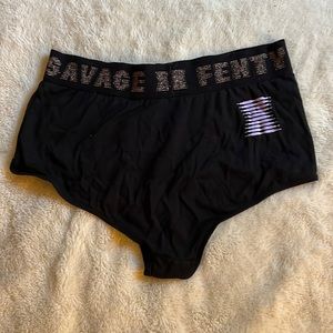 🍊 Booty shorts | Savage x Fenty | size m